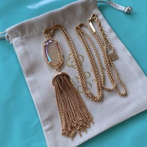 EUC Kendra Scott Everly necklace in rose gold and iridescent peach